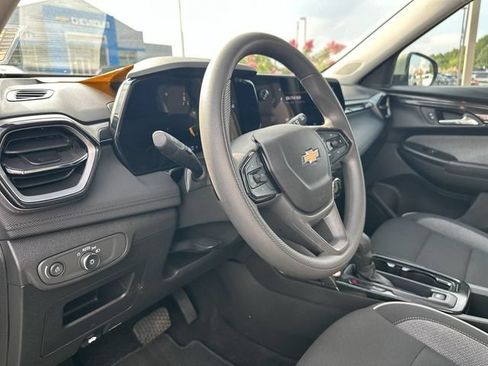 Used 2026 Chevrolet TrailBlazer LT AWD/4WD image 10