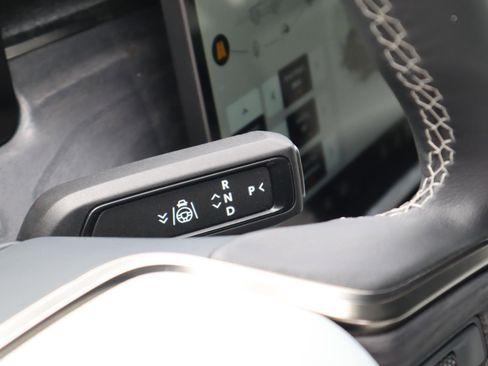 Used 2023 Rivian R1S Launch Edition image 24