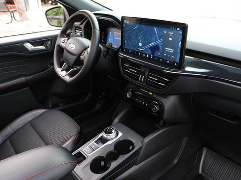 Used 2024 Ford Escape ST-Line w/ Tech Pack #1 FWD image 12