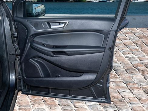 Used 2020 Ford Edge SEL w/ Convenience Package image 33