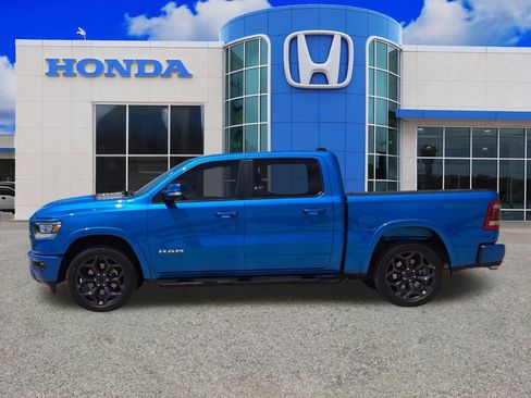 Used 2022 RAM 1500 Laramie AWD/4WD image 6