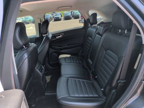 Certified 2018 Ford Edge SEL w/ Equipment Group 201A AWD/4WD image 23