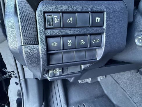Used 2025 Toyota 4Runner Limited AWD/4WD image 17