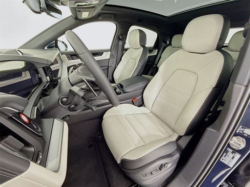 New 2026 Porsche Cayenne E-Hybrid Coupe image 5