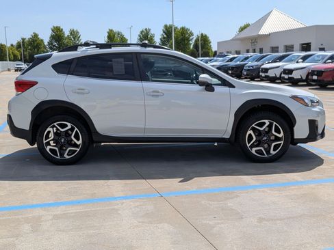 Used 2019 Subaru Crosstrek 2.0i Limited w/ Moonroof Package w/Navigation AWD/4WD image 5