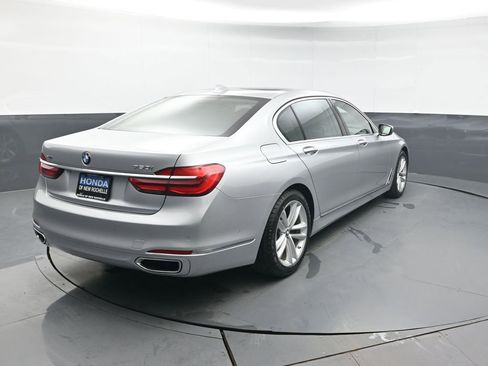 Used 2016 BMW 750i xDrive image 6