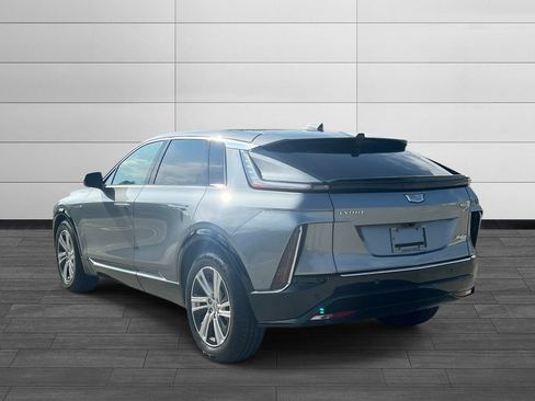 Used 2024 Cadillac Lyriq Tech RWD image 3