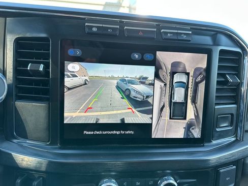 Certified 2024 Ford F250 Lariat w/ Chrome Package image 12