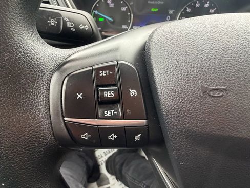 Used 2021 Ford Escape SE image 20