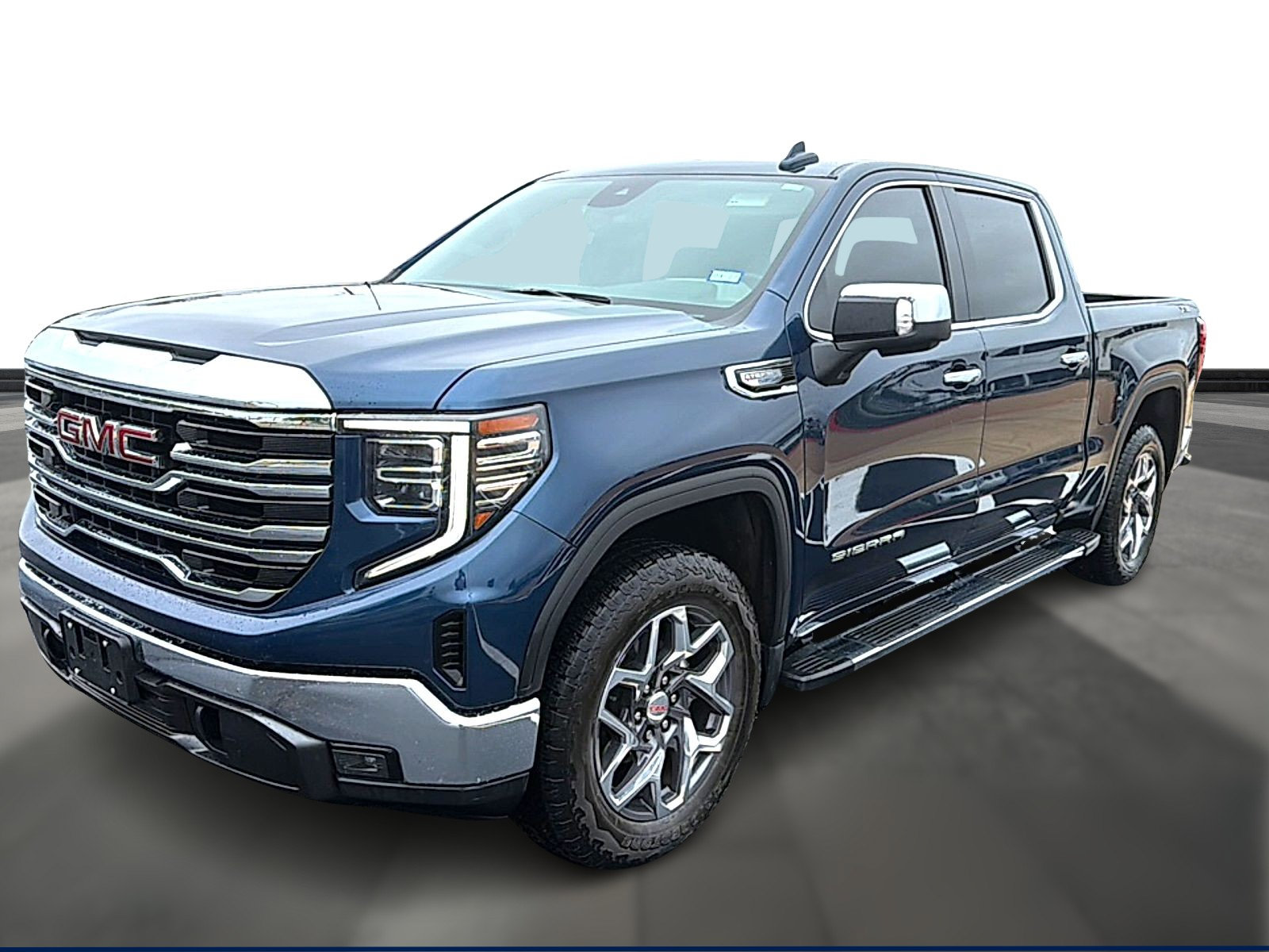Used 2023 GMC Sierra 1500 SLT AWD/4WD image 1