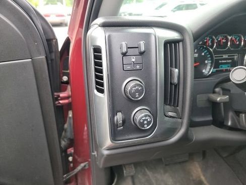 Used 2017 Chevrolet Silverado 1500 LT w/ All Star Edition AWD/4WD image 10