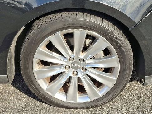 Used 2014 Lincoln MKS AWD w/ Equipment Group 201A image 7