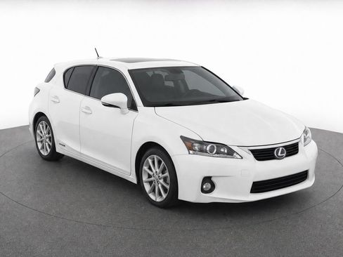 Used 2013 Lexus CT 200h w/ Premium Pkg w/Navigation FWD image 2