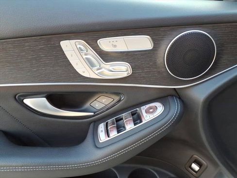 Certified 2022 Mercedes-Benz GLC 300 image 14