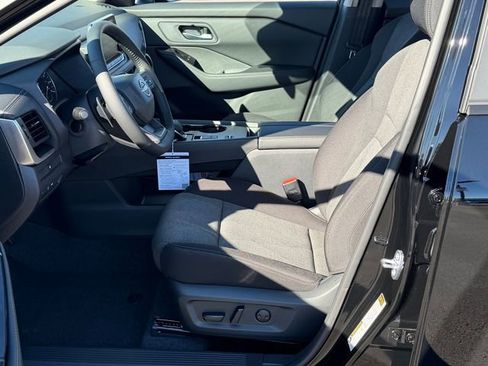 New 2026 Nissan Rogue SV image 20