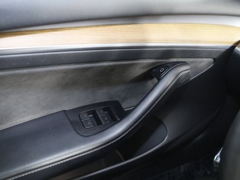 Used 2022 Tesla Model 3 Long Range image 24