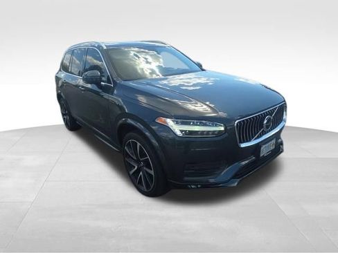 Used 2022 Volvo XC90 T6 Momentum w/ Advanced Package AWD/4WD image 14
