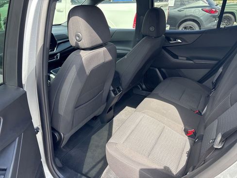 Used 2026 Chevrolet Equinox LT FWD image 12