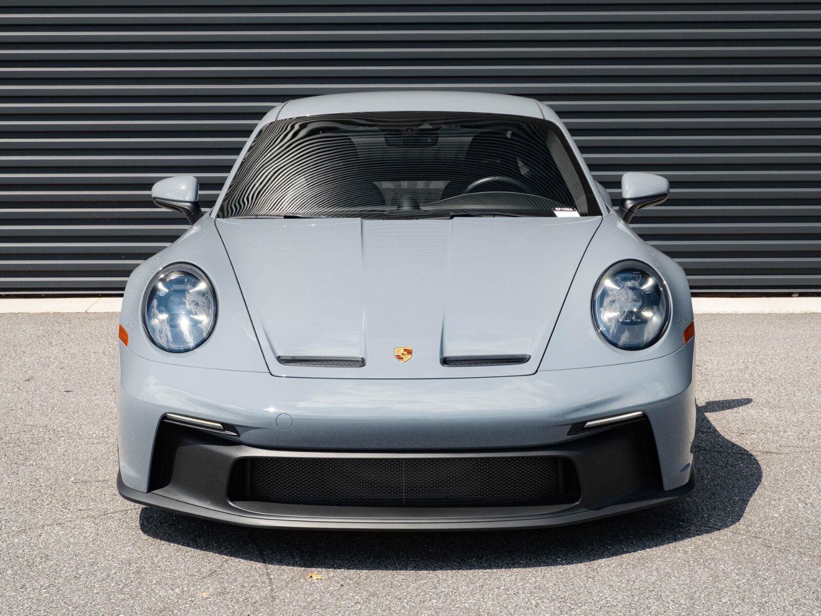 Used 2024 Porsche 911 GT3 RWD image 28