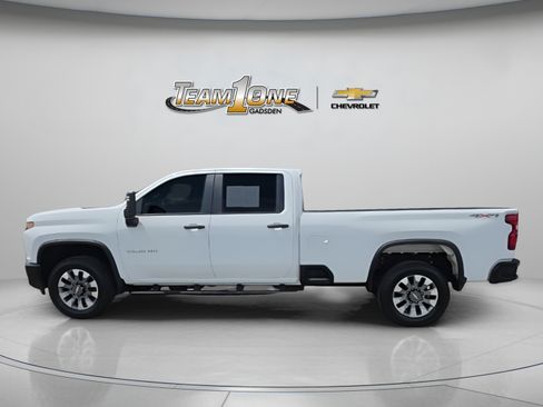 Used 2022 Chevrolet Silverado 3500 W/T w/ WT Convenience Package AWD/4WD image 5