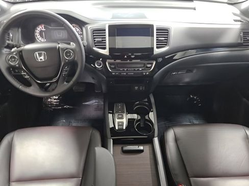 Used 2020 Honda Ridgeline Black Edition image 2
