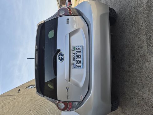 Used 2014 Toyota Prius C Two FWD image 6