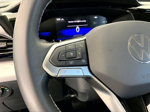 Used 2023 Volkswagen Taos S image 18