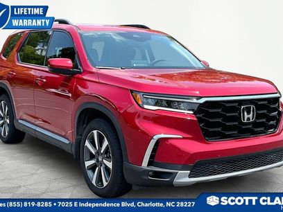 Used 2025 Honda Pilot Touring