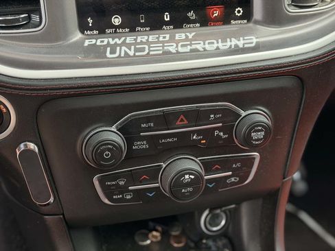Used 2022 Dodge Charger Scat Pack RWD image 13