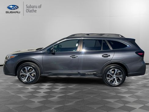 Certified 2022 Subaru Outback Limited image 8