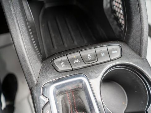 Used 2022 Chevrolet TrailBlazer RS w/ Convenience Package image 30