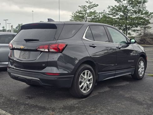 Used 2022 Chevrolet Equinox LT FWD image 8