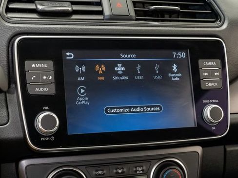 Used 2025 Nissan Leaf S FWD image 18