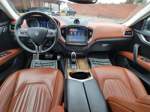Used 2018 Maserati Ghibli S GranLusso image 10