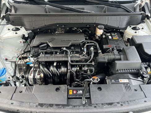 Used 2025 Hyundai Kona SEL image 28