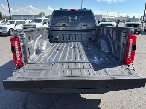 Used 2025 Ford F450 Lariat w/ Lariat Ultimate Package AWD/4WD image 21