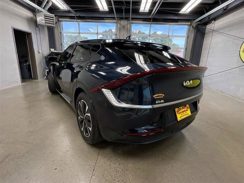 Used 2023 Kia EV6 Wind image 3