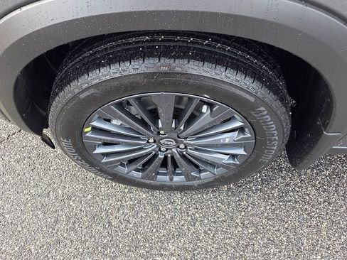 New 2026 Nissan Pathfinder SL w/ SL Premium Package image 18