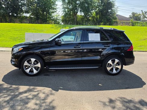 Used 2019 Mercedes-Benz GLE 400 4MATIC image 2