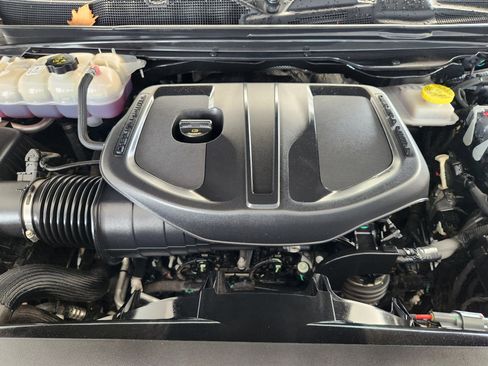 Used 2025 RAM 1500 Laramie w/ Night Edition AWD/4WD image 34