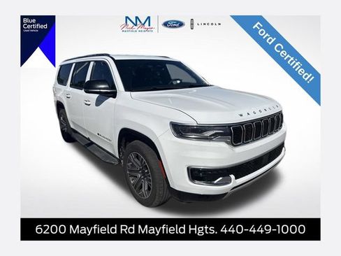 Used 2024 Jeep Wagoneer L Series II RWD image 1
