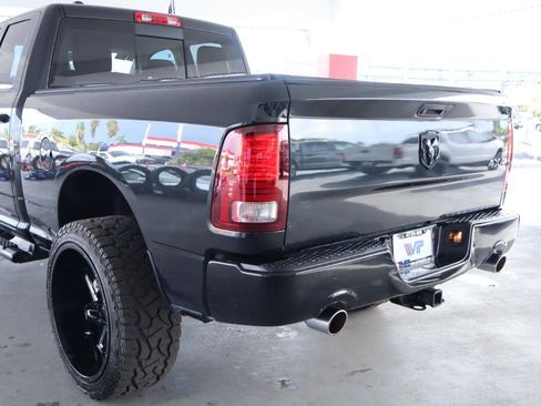 Used 2016 RAM 1500 Sport w/ Black Ram 1500 Sport Group AWD/4WD image 10