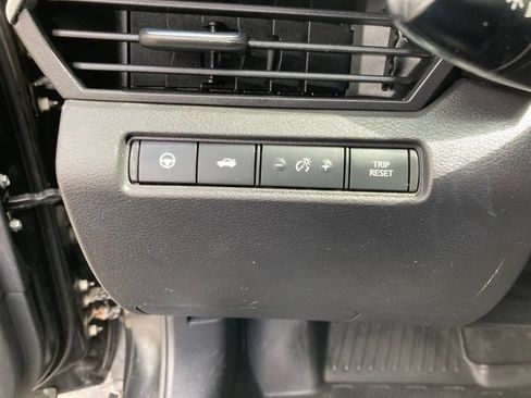 Used 2023 Nissan Altima 2.5 SR AWD/4WD image 18
