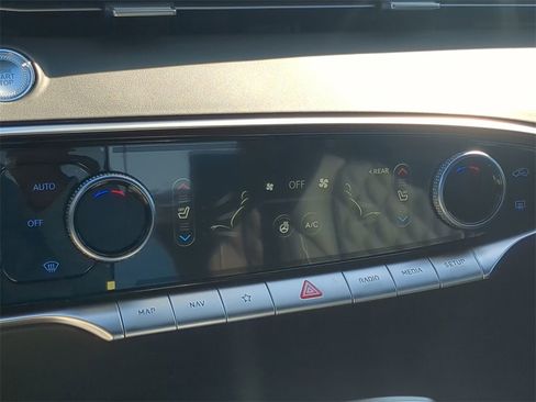 Used 2025 Genesis GV70 3.5T Sport w/ Sport Prestige Package image 26