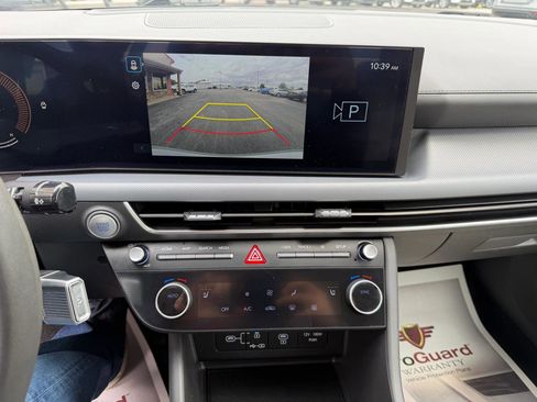 Used 2025 Hyundai Sonata SEL FWD image 27