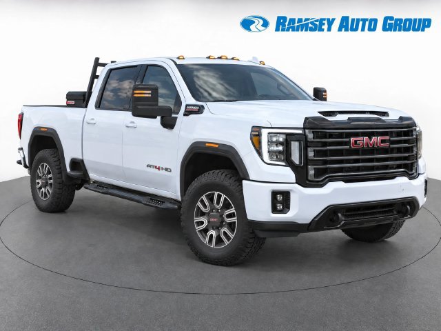Used 2021 GMC Sierra 2500 AT4 AWD/4WD image 2