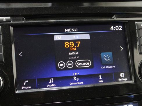 Used 2020 Nissan Rogue SV image 35