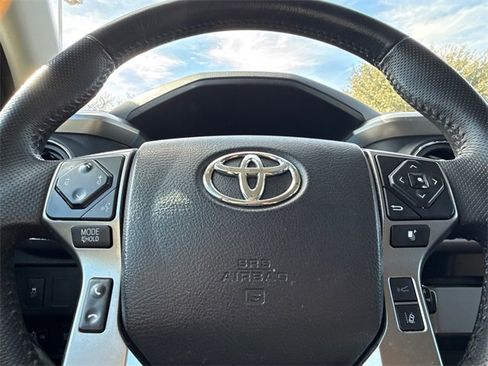 Used 2022 Toyota Tacoma SR5 image 25