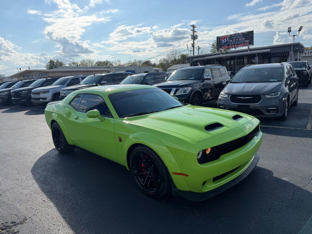 Used 2023 Dodge Challenger SRT Hellcat RWD image 2