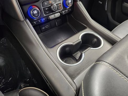 Used 2023 Chevrolet Tahoe Premier RWD image 23